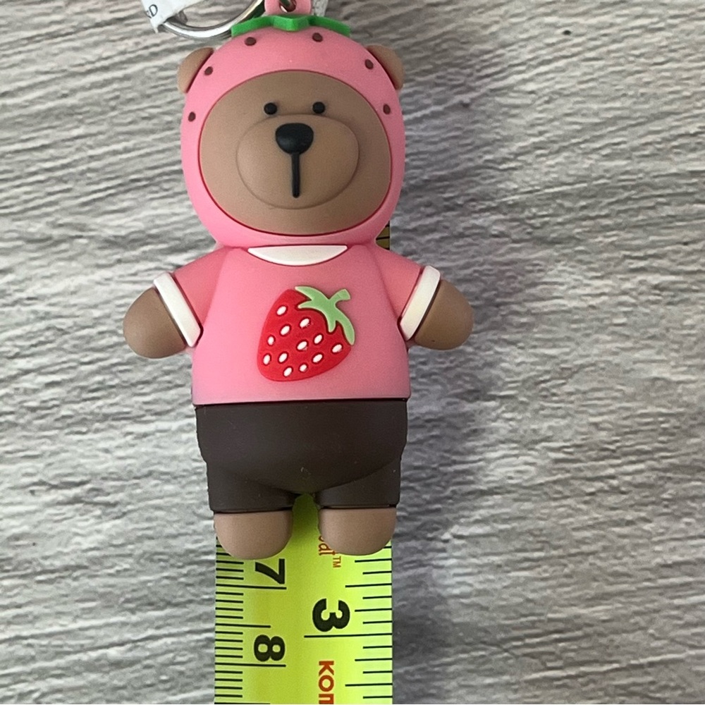 NWOT Starbucks Strawberry Bear Silicone Keychain - Picture 4 of 4